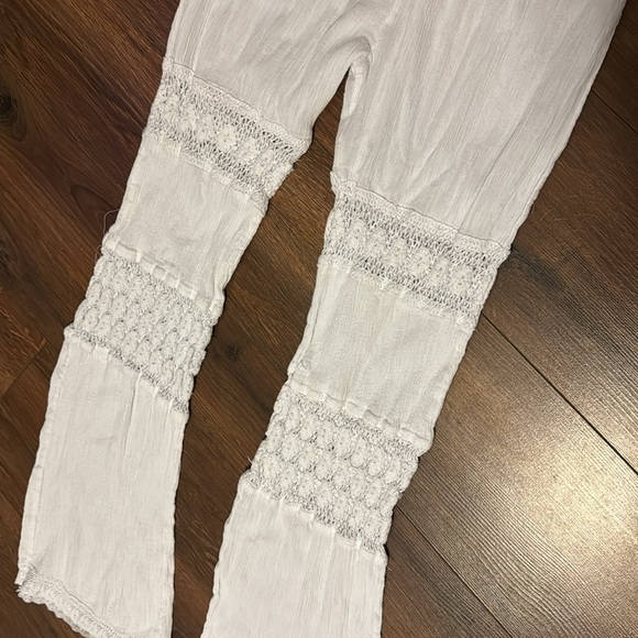 White lace beach pants - Picture 3 of 9